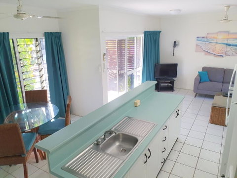 Mango Tree Aussie Holiday Apartments - Accommodation Sunshine Coast 3