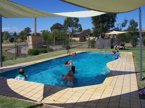 Mansfield Holiday Park - Accommodation Sunshine Coast 0