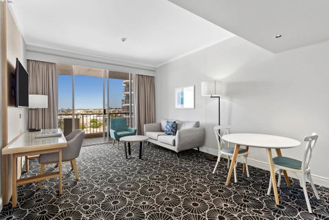Mantra Twin Towns - Accommodation Sunshine Coast 2