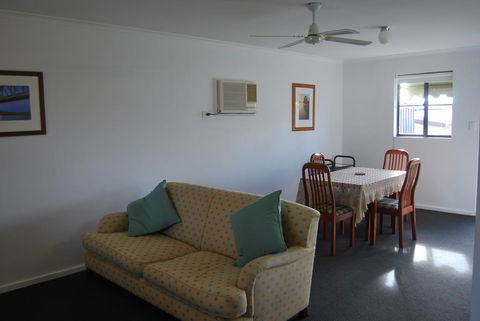 Maple Tree Cottage - Accommodation Sunshine Coast 0
