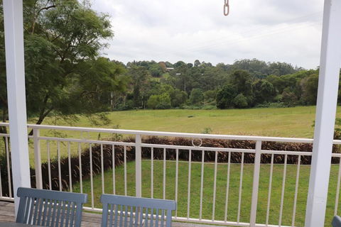 Mapleton Falls Farm House - Accommodation Sunshine Coast 3