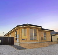 Marina Holiday Home - Accommodation Sunshine Coast
