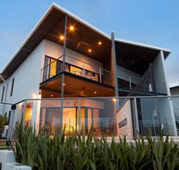 Marina Views Townhouse - Accommodation Sunshine Coast