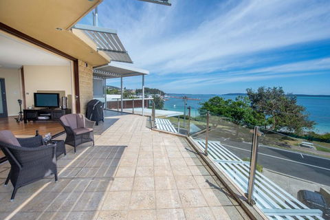 Mariners Rest Unit 3 - Nelson Bay - Accommodation Sunshine Coast 2