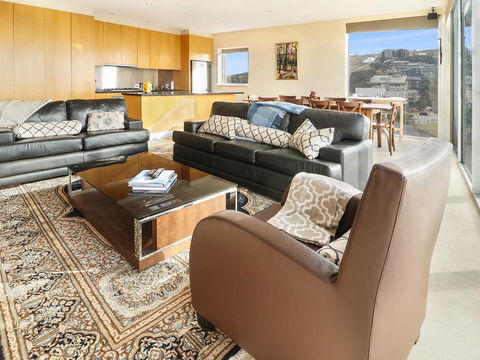 MarkII 4 West - Accommodation Sunshine Coast 3