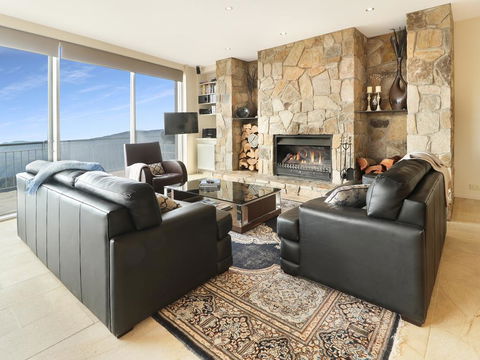 MarkII 4 West - Accommodation Sunshine Coast 1