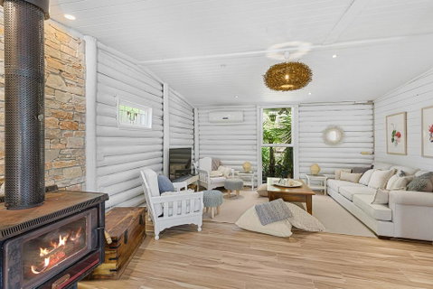 MARTHA COTTAGE - MT MARTHA - Accommodation Sunshine Coast 0