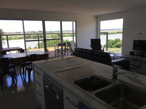 Matts River Rest - Accommodation Sunshine Coast 0