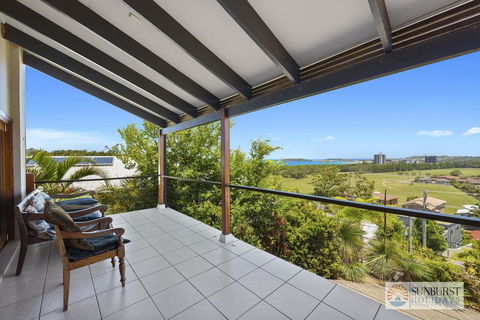 Mcauleys Beach House - Accommodation Sunshine Coast 1
