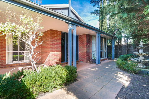 McCrae On The Beach - Right On The Magnificent Beach - Accommodation Sunshine Coast 0
