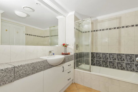 Mediterranean Beachfront Apartments - Accommodation Sunshine Coast 3