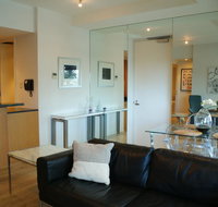 Melbourne Seaviews Pool  Tennis - Accommodation Sunshine Coast