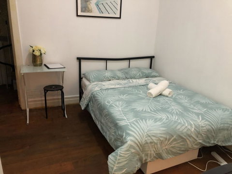 Melbourne Short Stay - Caulfield Station, Monash Uni - Accommodation Sunshine Coast 2