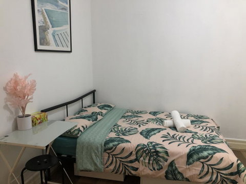 Melbourne Short Stay - Caulfield Station, Monash Uni - Accommodation Sunshine Coast 0