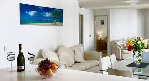 Melrose Apartments - Accommodation Sunshine Coast 2