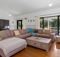 MERMAIDS ON MARENGO - large home with wifi - Accommodation Sunshine Coast