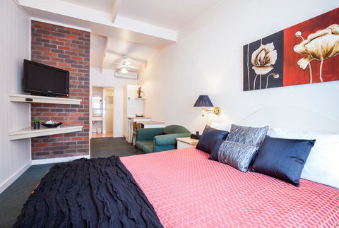Mid City Motel And Apartments - Accommodation Sunshine Coast 1