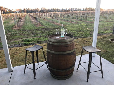 Milawa Vineyard Views - Guesthouse 1 - Accommodation Sunshine Coast 0