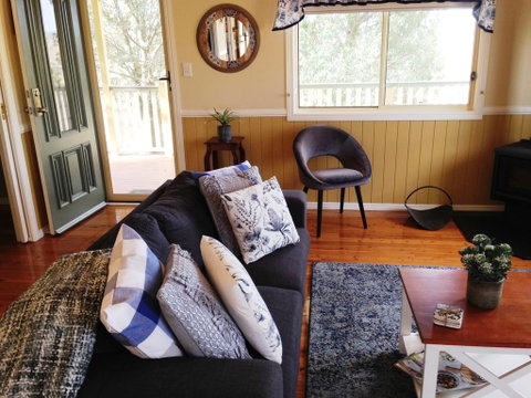 Milford Country Cottages - Accommodation Sunshine Coast 1