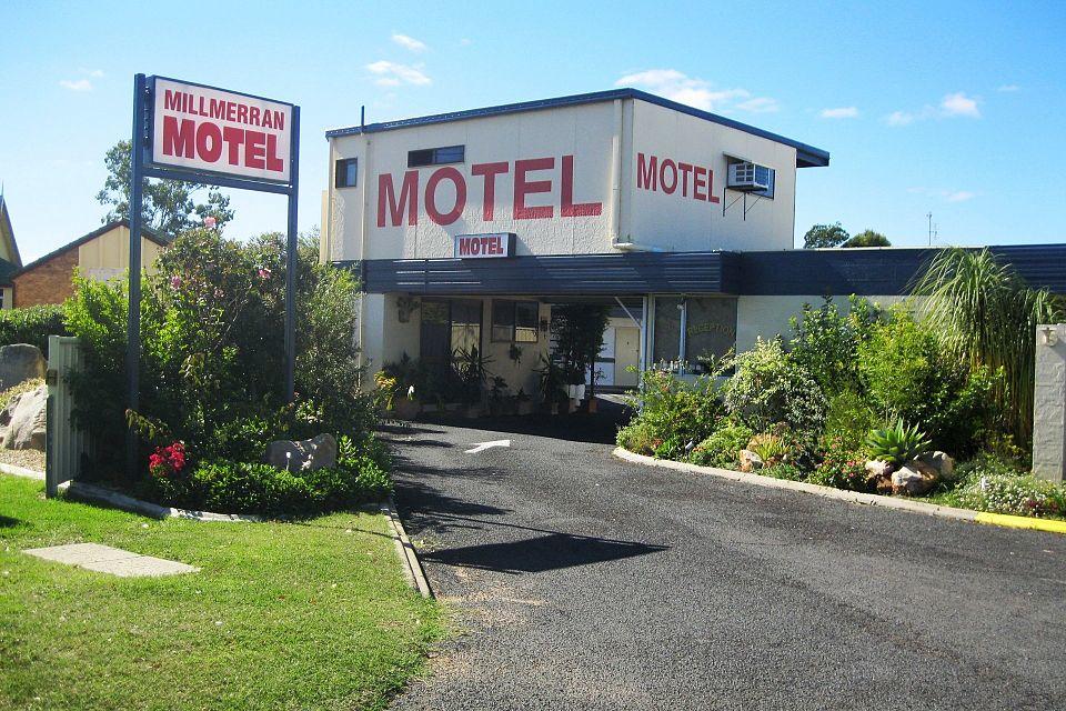 Cypress Gardens QLD Accommodation Sunshine Coast