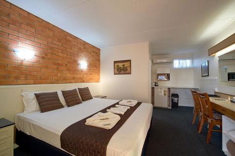 Mineral Sands Motel - Accommodation Sunshine Coast 3