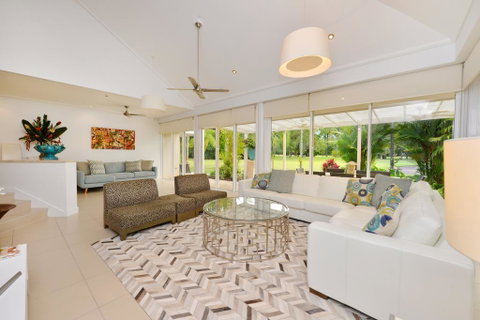 Mirage Luxury Villas - Accommodation Sunshine Coast 2
