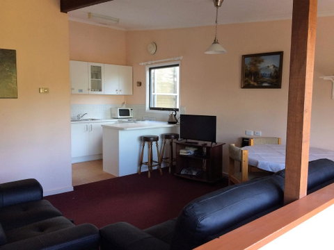 Mistral 2 - Accommodation Sunshine Coast 2