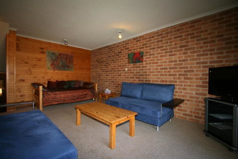 Misty Gables 2/24 Townsend Street - Accommodation Sunshine Coast 0