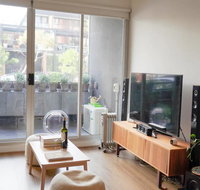 Modern 2 Bedroom Apartment Close To Beach and City - Accommodation Sunshine Coast