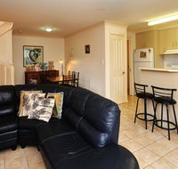 Modern 3 Bedroom Townhouse - Accommodation Sunshine Coast
