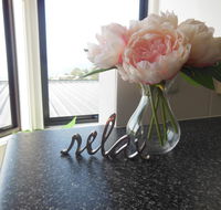 Modern Hobart Apartment with Stunning Views