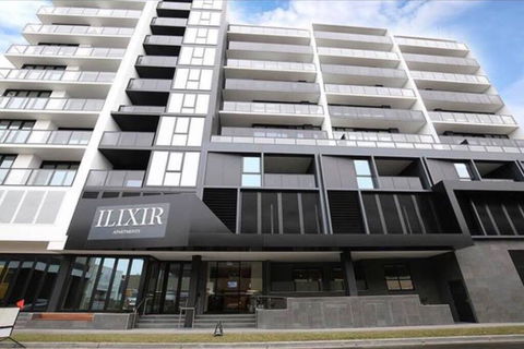 Modern Luxury 3 Bedroom Apartment With Sea Views - Accommodation Sunshine Coast 1