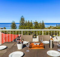 Modern Penthouse with Private Rooftop Terrace - Accommodation Sunshine Coast