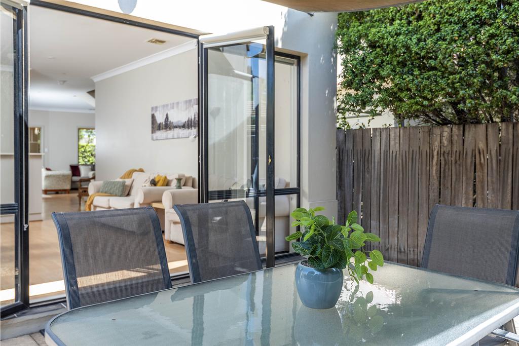 Turner ACT Accommodation Sunshine Coast