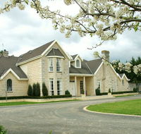 Montfort Manor - Accommodation Sunshine Coast