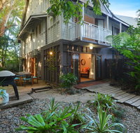 Moona - Accommodation Sunshine Coast