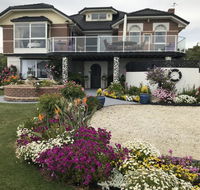 Moonlight Bay BB Guest House