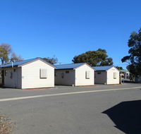 Moonta Bay Cabins - Accommodation Sunshine Coast