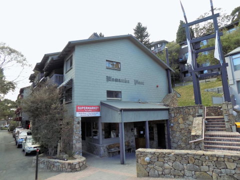 Mowamba B2 Three Bedroom - Accommodation Sunshine Coast 3