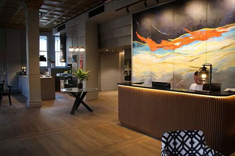 Mrs Banks Hotel - Accommodation Sunshine Coast 1