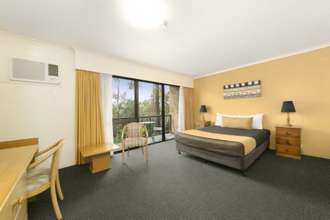 Mt Ommaney Hotel Apartments - Accommodation Sunshine Coast 1