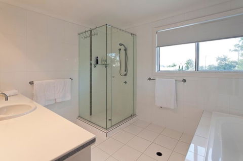 Mulloka Villa. Sunshine Coast Minyama - Accommodation Sunshine Coast 3