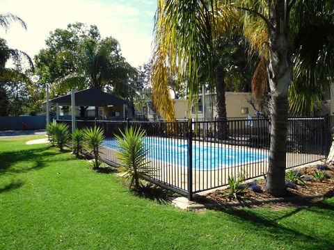 Narrabri Motel And Caravan Park - Accommodation Sunshine Coast 0