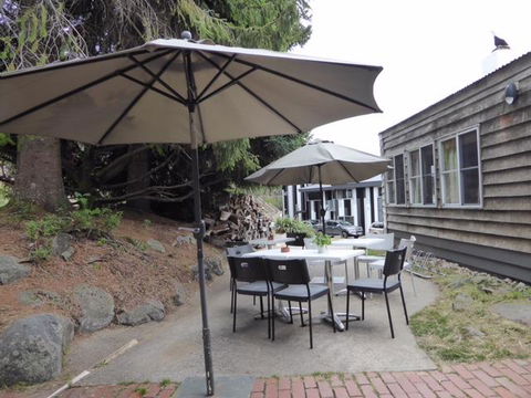 Nelse Lodge - Accommodation Sunshine Coast 1