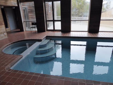 Nelse Lodge - Accommodation Sunshine Coast 2
