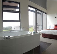 Cosy Corner Sea View Apartments - Accommodation Sunshine Coast