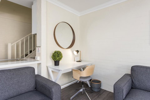 Subiaco Village 30 - Accommodation Sunshine Coast 3
