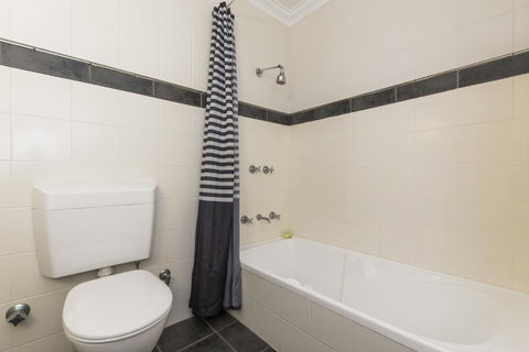 Subiaco Village 30 - Accommodation Sunshine Coast 16