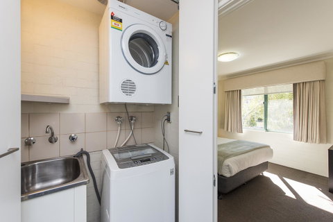 Subiaco Village 30 - Accommodation Sunshine Coast 5