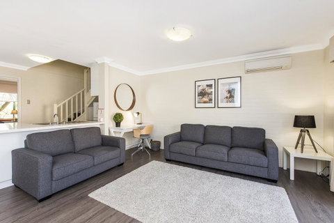 Subiaco Village 30 - Accommodation Sunshine Coast 2